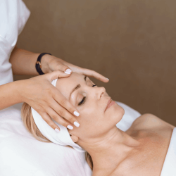 facial-massage-beauty-treatment-2